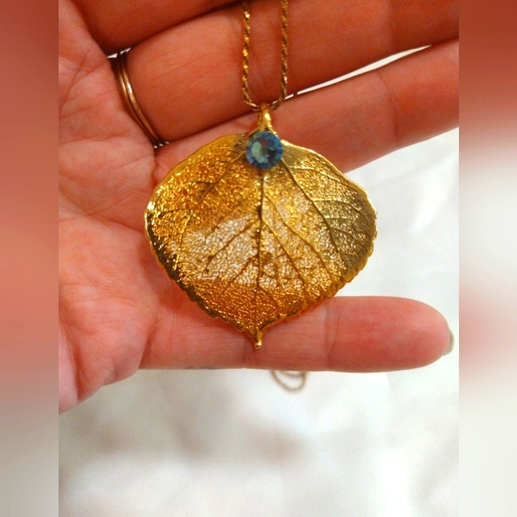 Jewelry - Real Aspen leaf gold plated